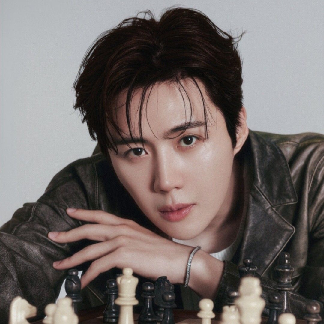 Behind-the-scenes cut of Kim Seonho