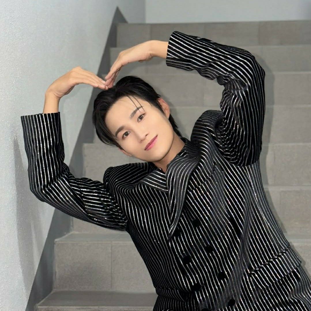 金熙栽的最新照片