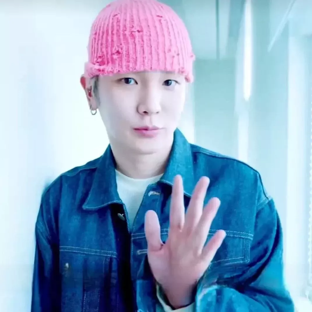 A moment captured by a fan of Key