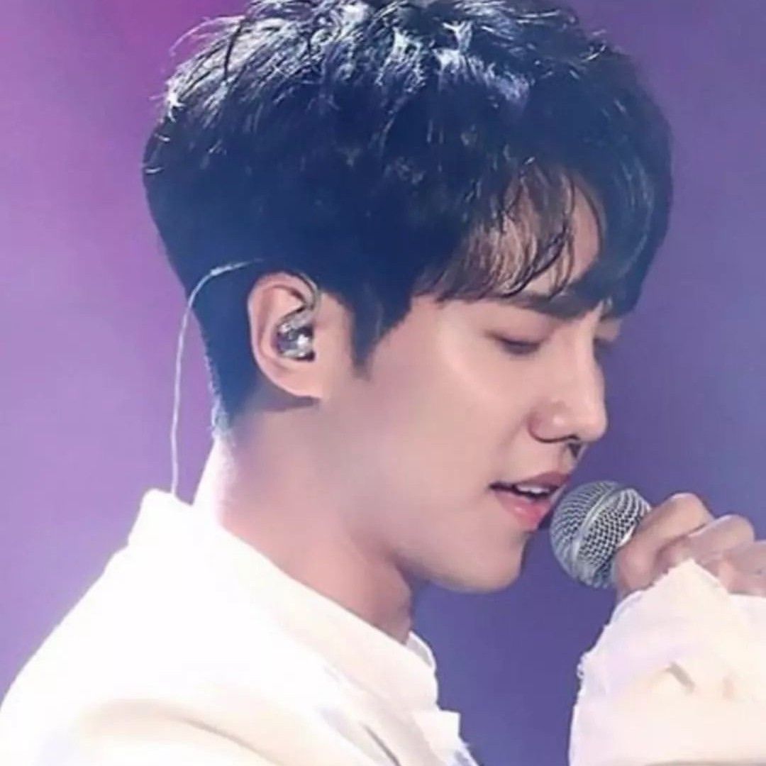 Cuplikan di balik layar dari Lee Seunggi