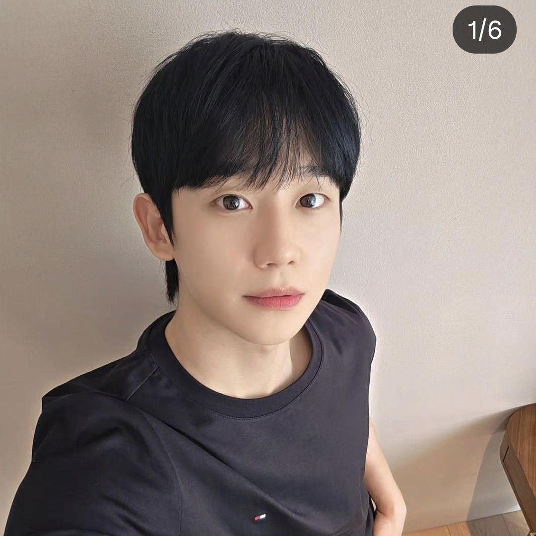 粉丝拍下的丁海寅瞬间