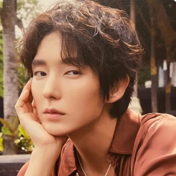 A moment captured by a fan of Lee Joongi