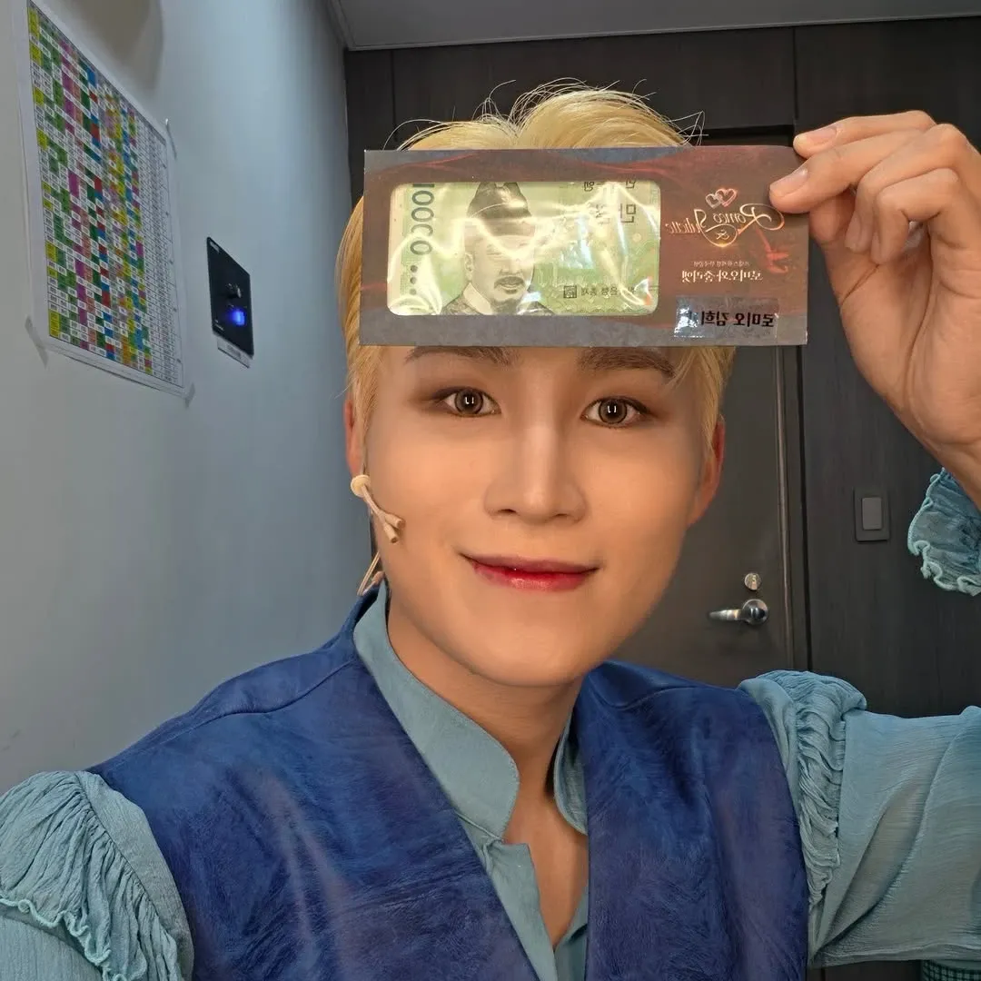 김희재의 비하인드 컷