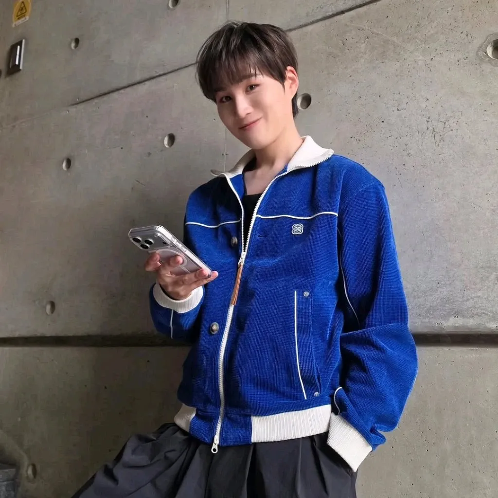 김희재의 비하인드 컷