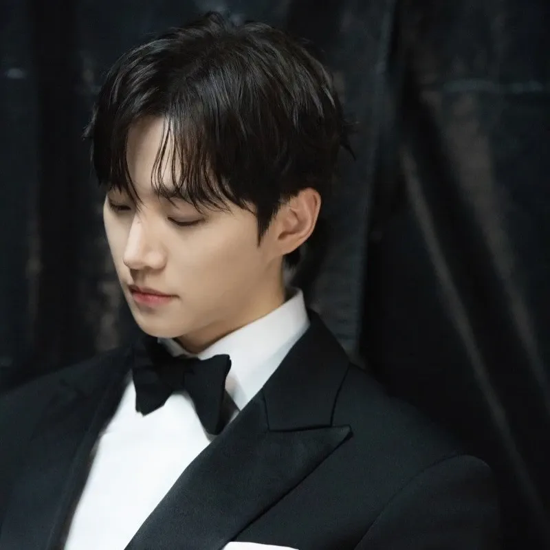 Foto kegiatan terbaru dari Lee Junho