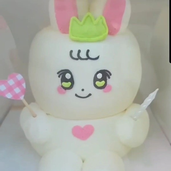 Today’s standout profile photo of Park Eunbin on Choeaedol Celeb