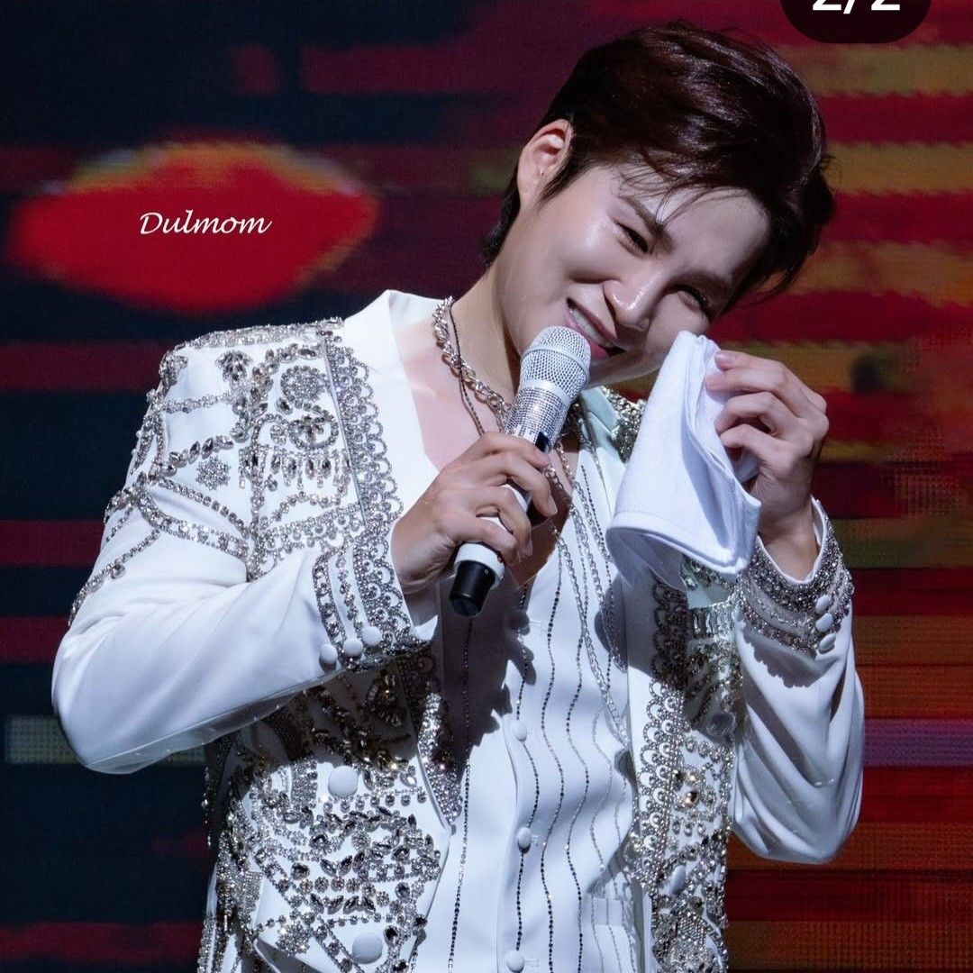 김희재의 비하인드 컷