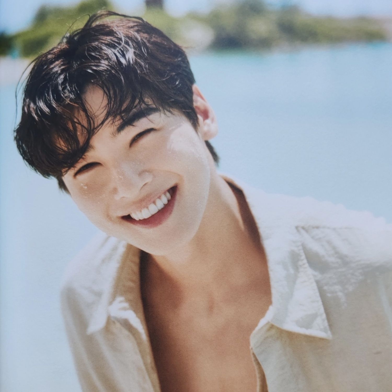 Latest photo of Cha Eunwoo