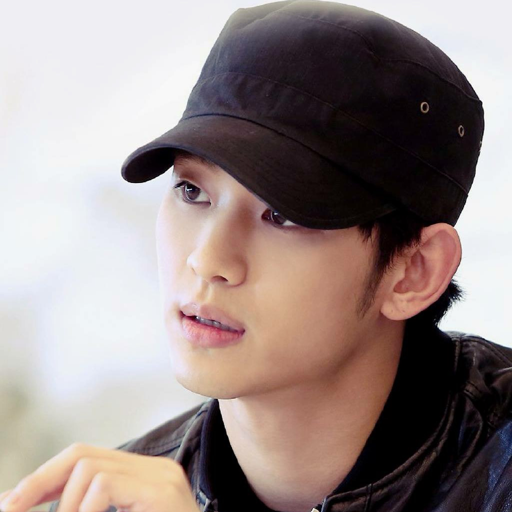 A moment captured by a fan of Kim Soohyun