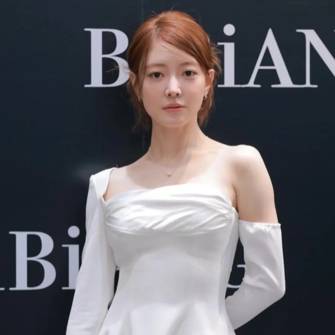 Latest photo of Lee Seyoung