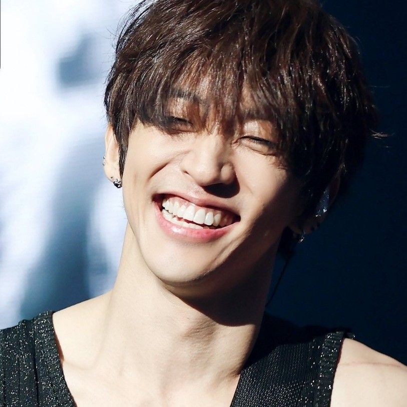 粉絲拍下的李承允瞬間