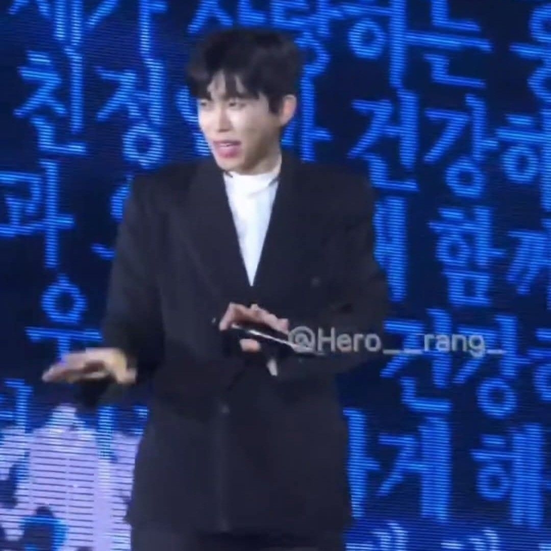 Foto kegiatan terbaru dari Lim Youngwoong