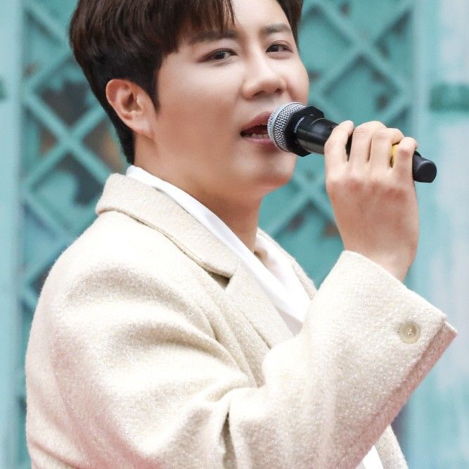 晉海成的最新照片