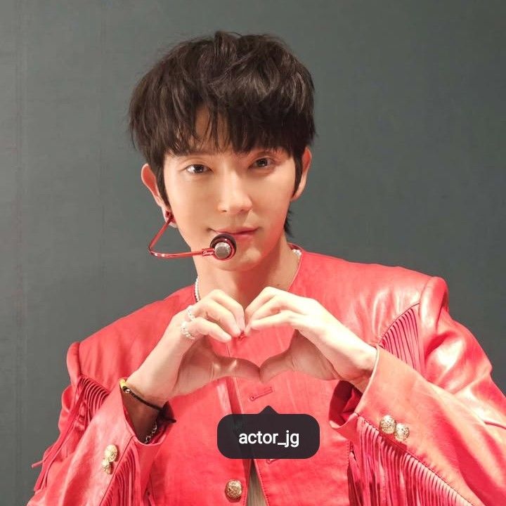 Momen yang diabadikan oleh penggemar Lee Joongi