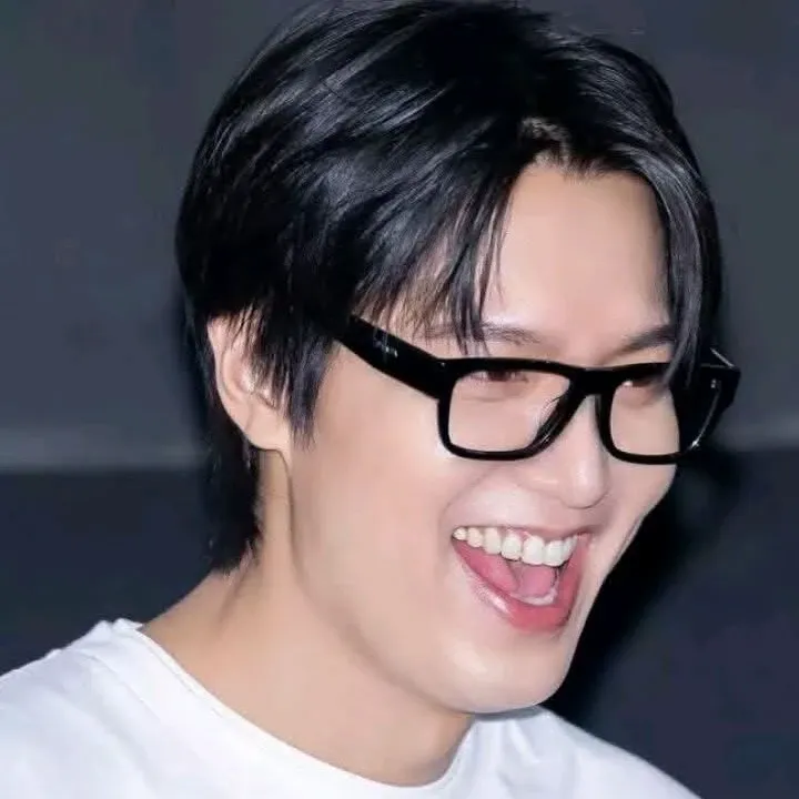 이민호 최근 활동샷