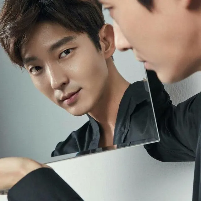 이준기 최근 활동샷