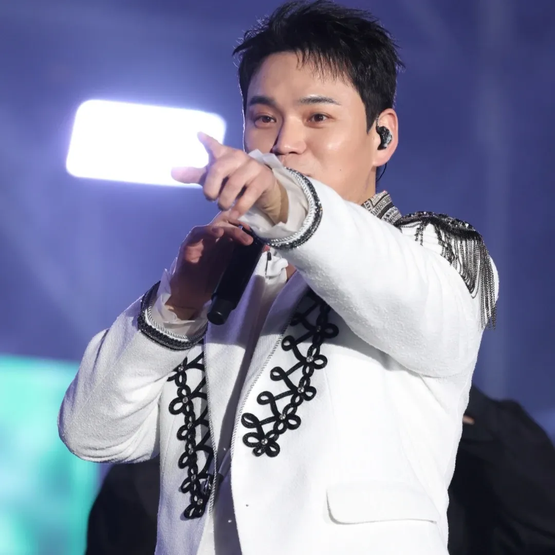 A moment captured by a fan of Cheonrokdam