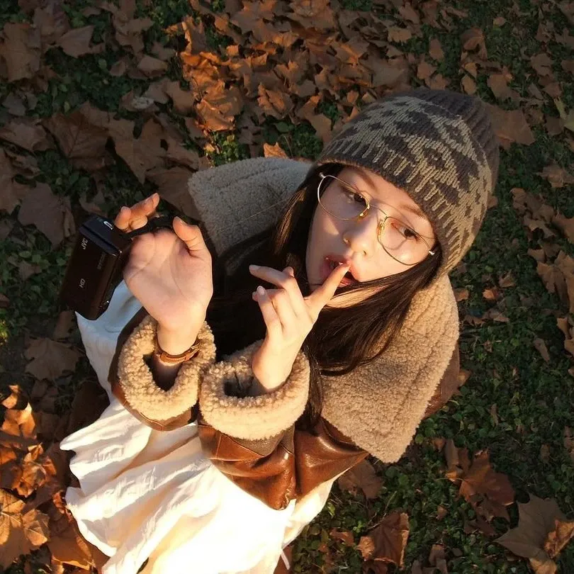 Recent activity shot of Jung Somin