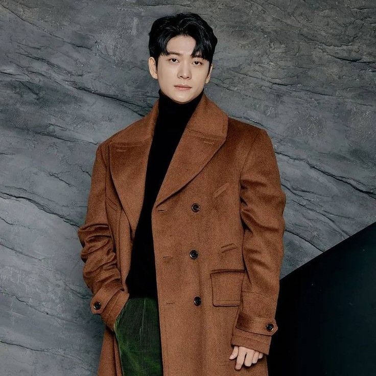 Behind-the-scenes cut of Kang Taeoh