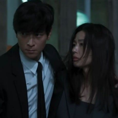 Behind-the-scenes cut of Kang Dongwon