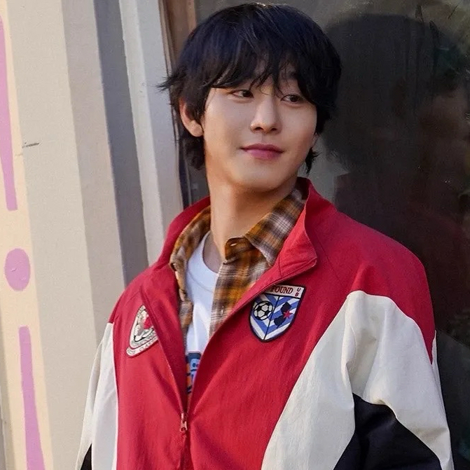 Recent activity shot of Ahn Hyoseop