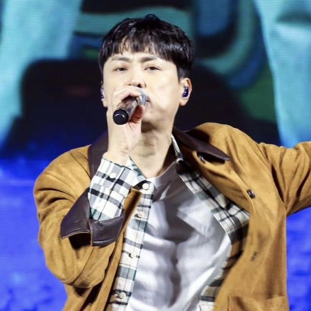 Behind-the-scenes cut of Min Kyunghoon