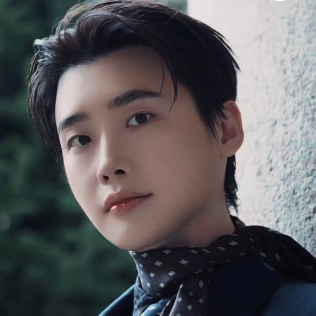 Behind-the-scenes cut of Lee Jongsuk