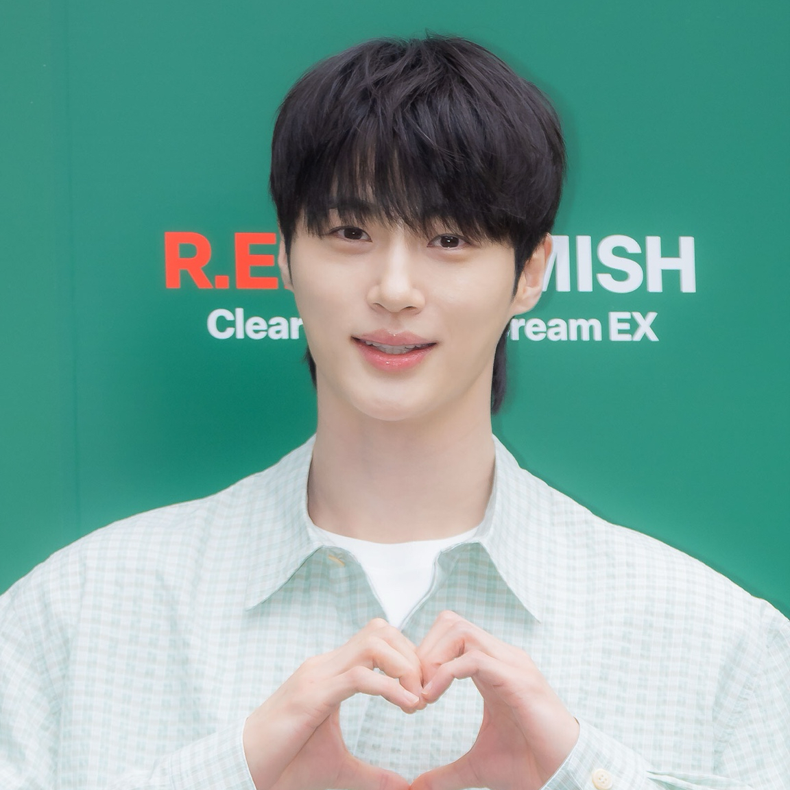 A moment captured by a fan of Byeon Wooseok