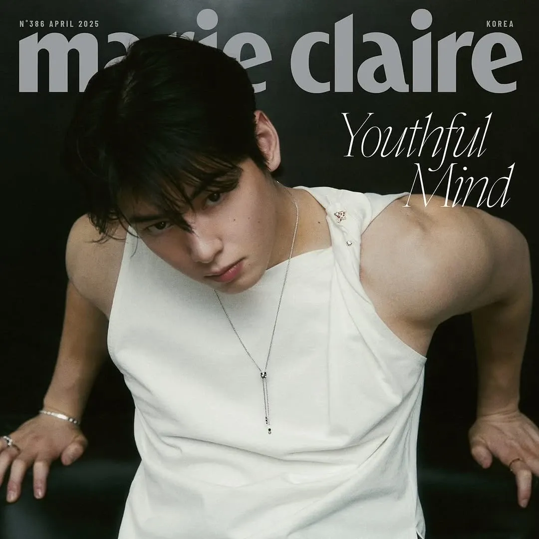 Behind-the-scenes cut of Cha Eunwoo