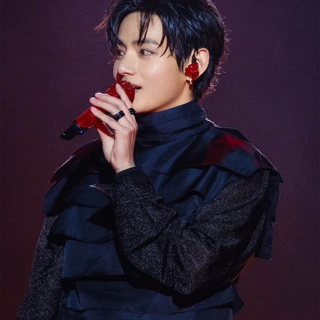 A moment captured by a fan of Kim Taehyung (V)