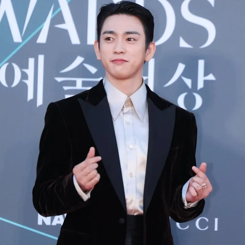 Foto terbaru dari Park Jinyoung