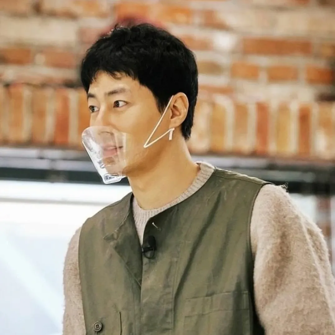 Recent activity shot of Jo Insung