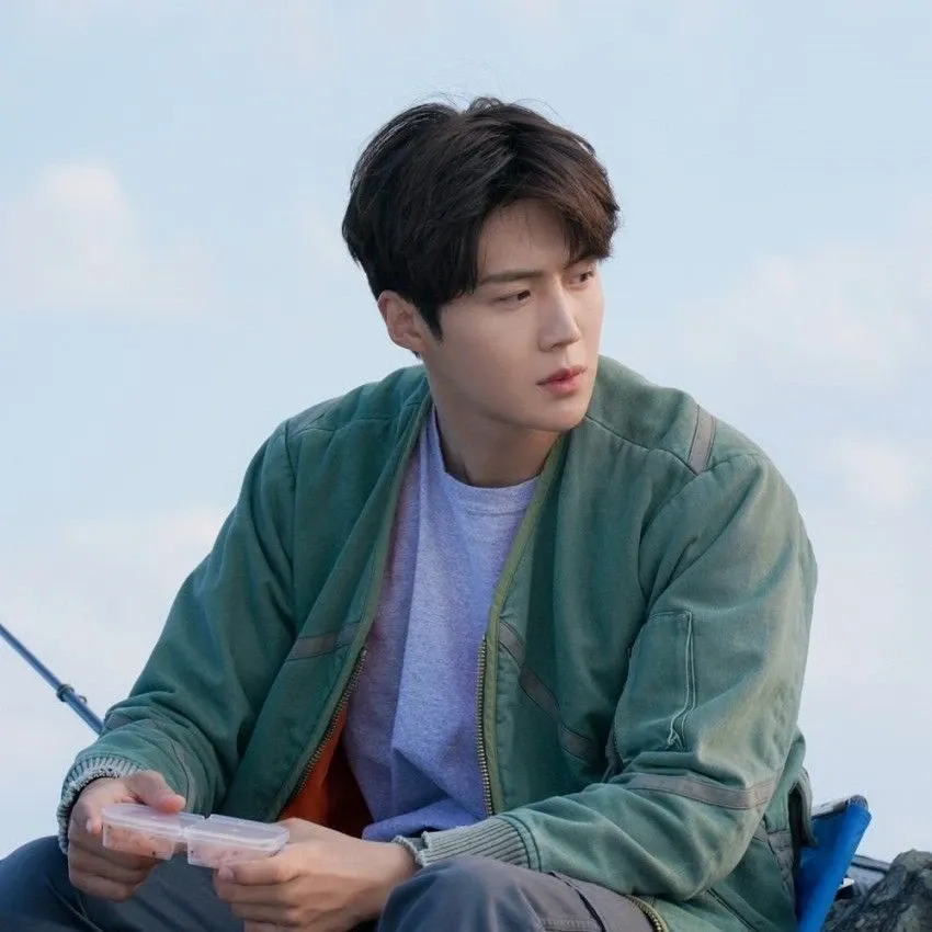 Foto kegiatan terbaru dari Kim Seonho