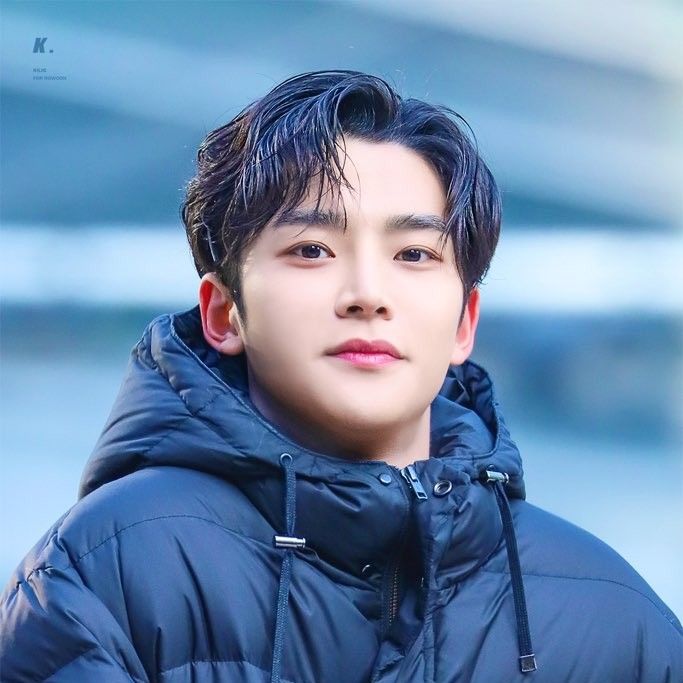 Recent activity shot of Rowoon