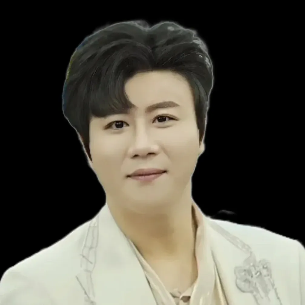 チン・ヘソンの最近の活動ショット