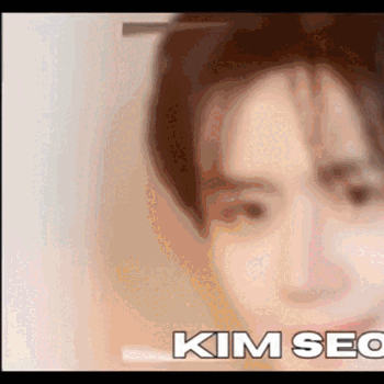 A moment captured by a fan of Kim Seonho