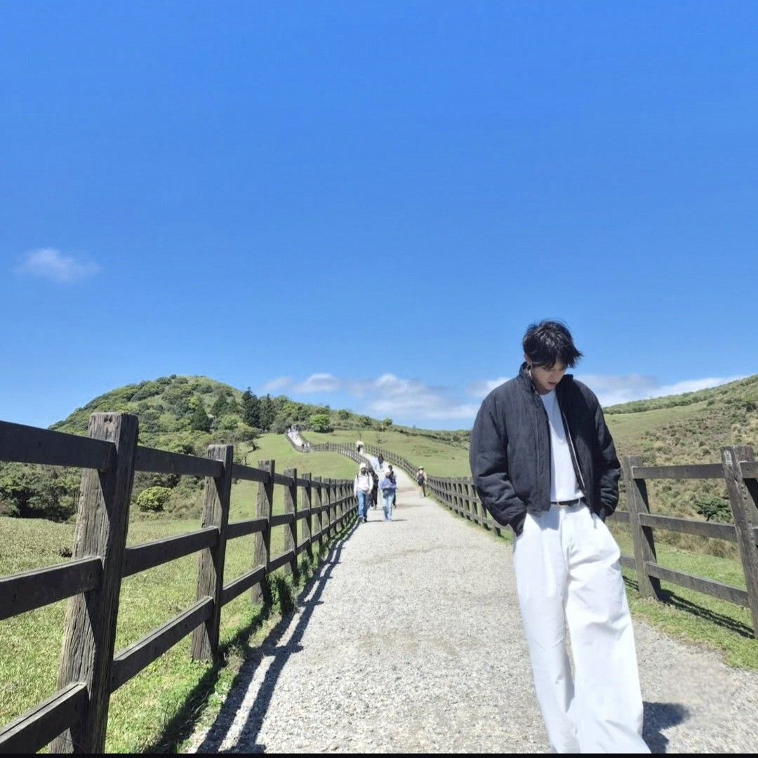 Recent activity shot of Lee Joongi