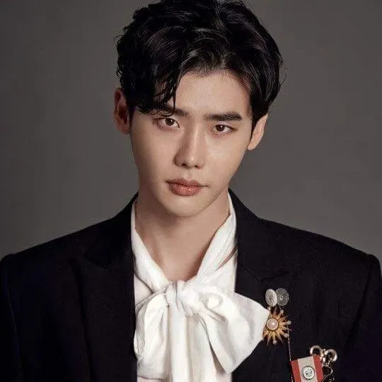 Latest photo of Lee Jongsuk