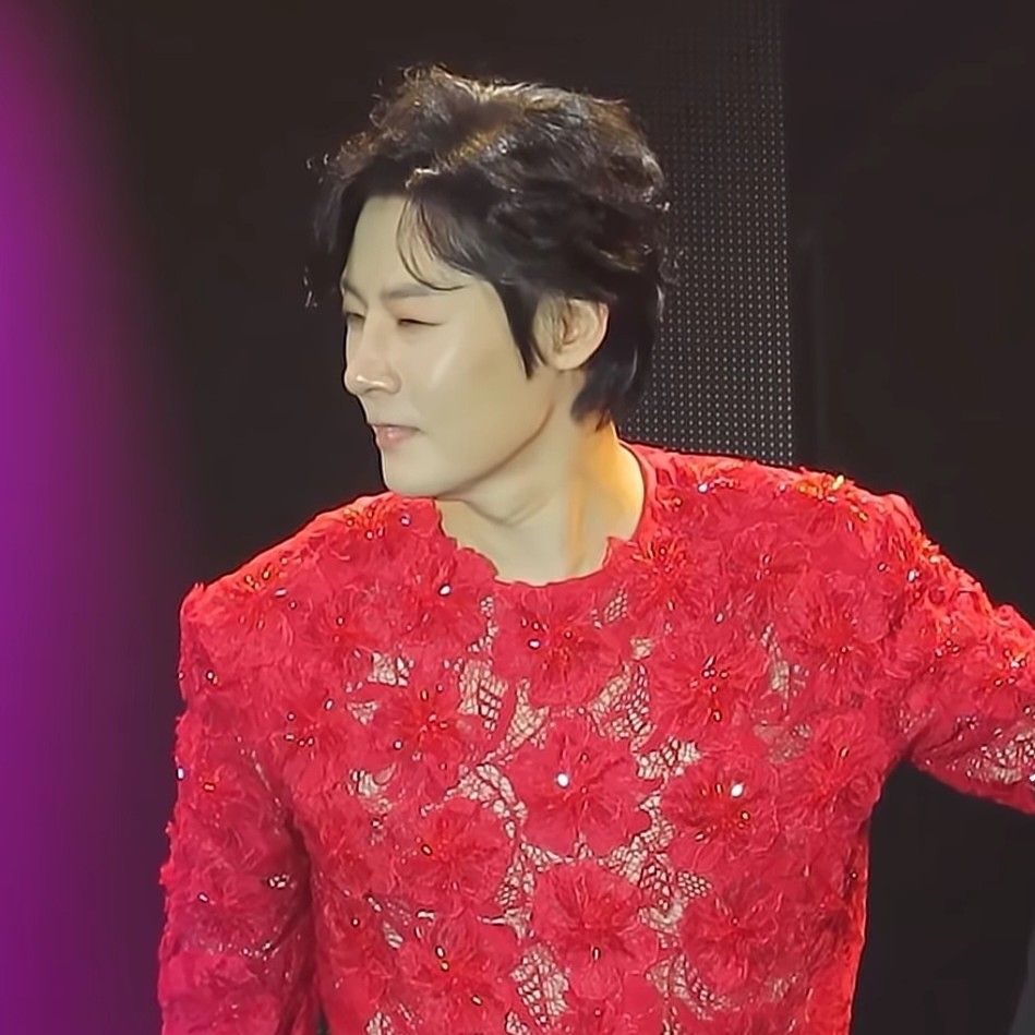 강문경의 비하인드 컷