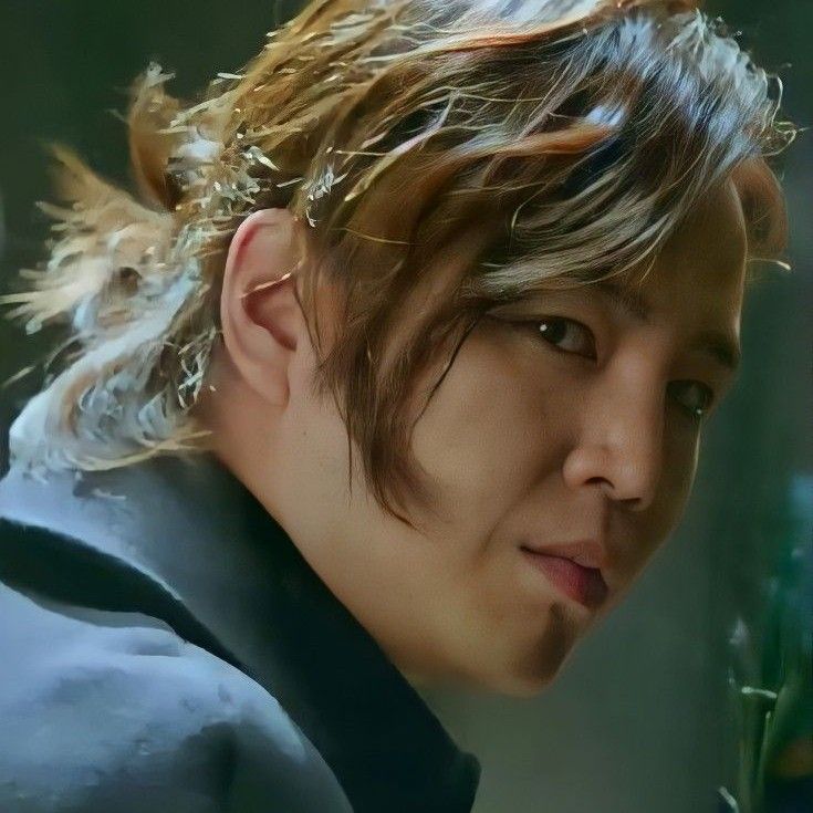 Behind-the-scenes cut of Jang Geunsuk