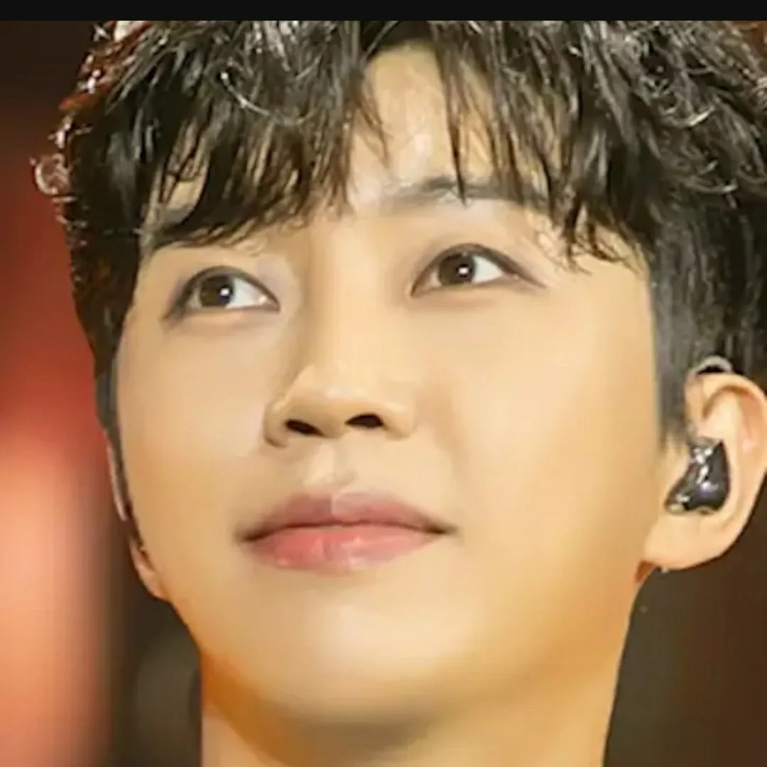 Latest photo of Lim Youngwoong