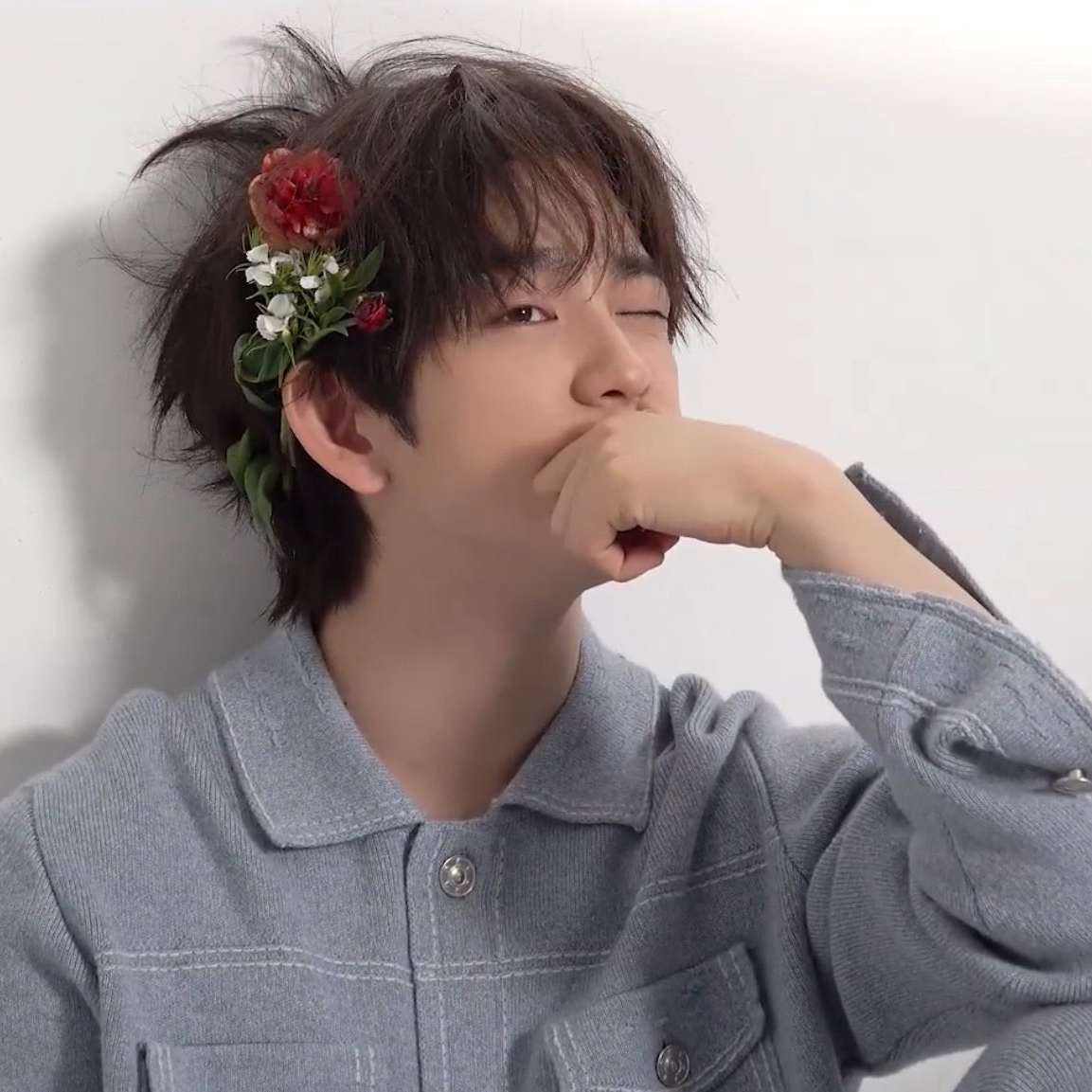 Foto kegiatan terbaru dari Park Jinyoung