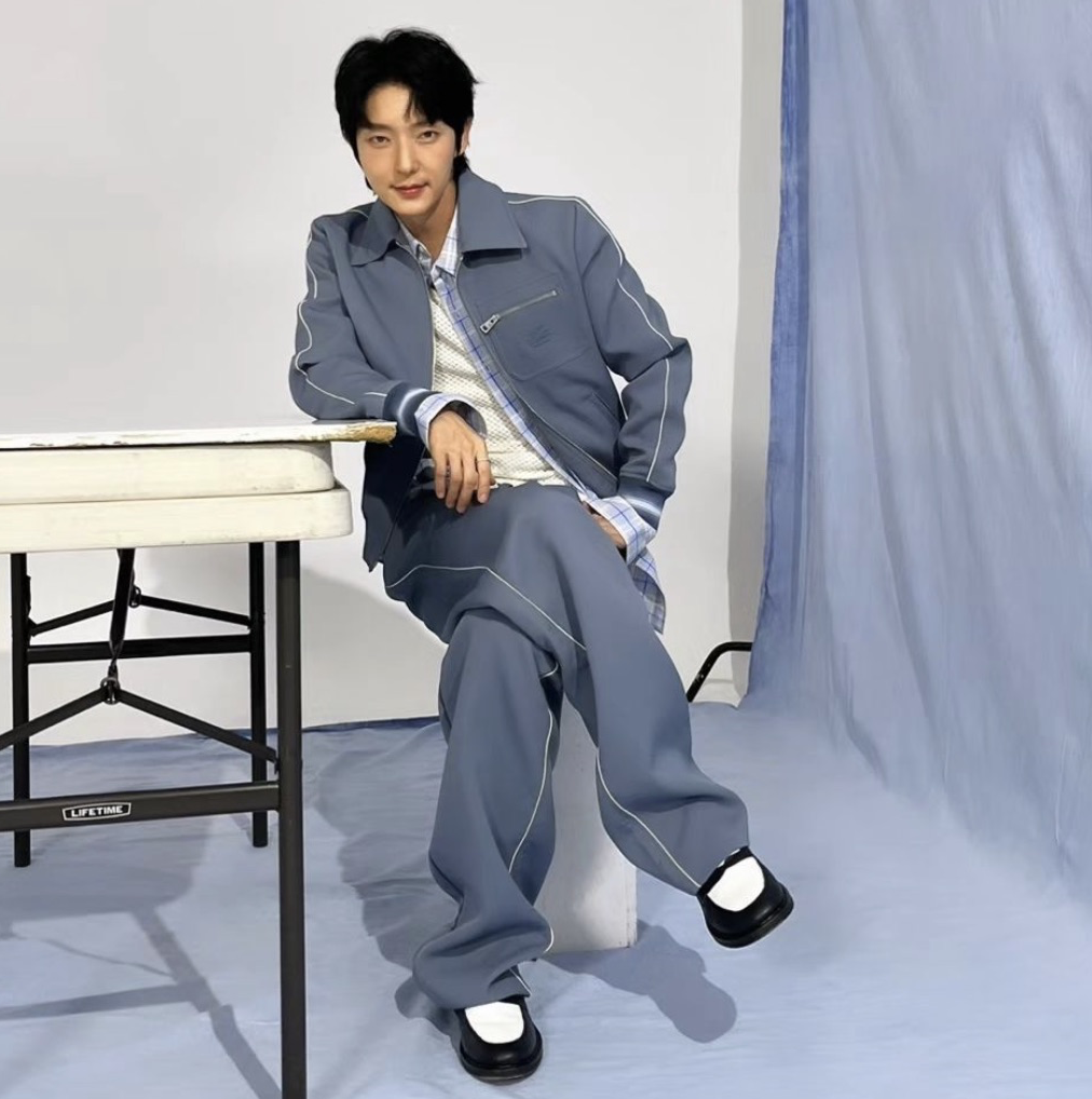 Behind-the-scenes cut of Lee Joongi