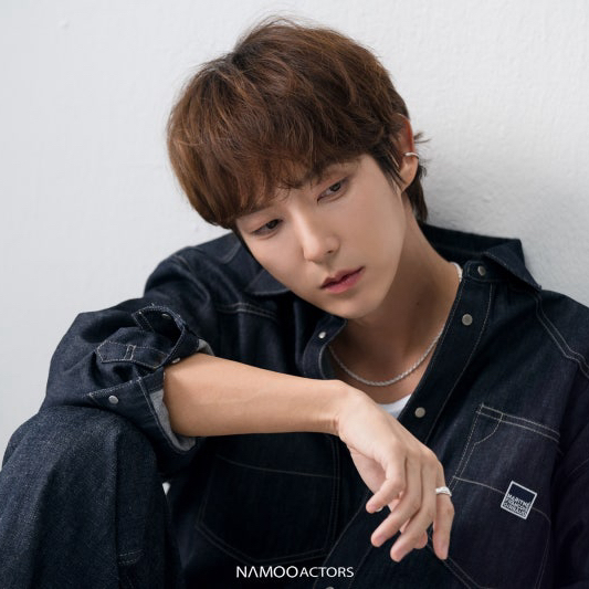 A moment captured by a fan of Lee Joongi