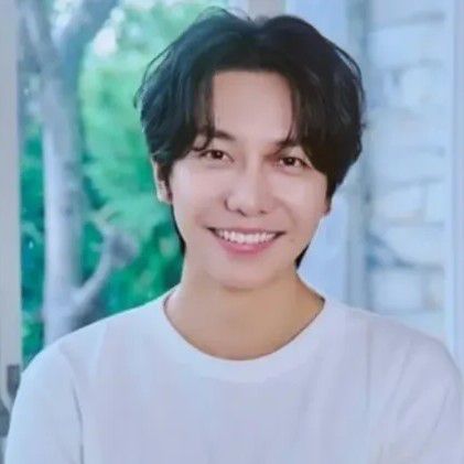 Cuplikan di balik layar dari Lee Seunggi