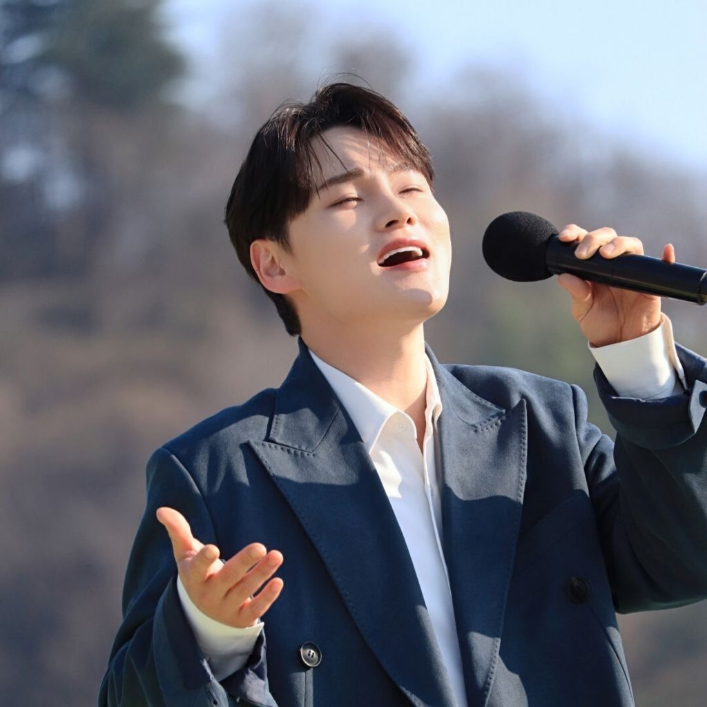 박서진의 최신 사진