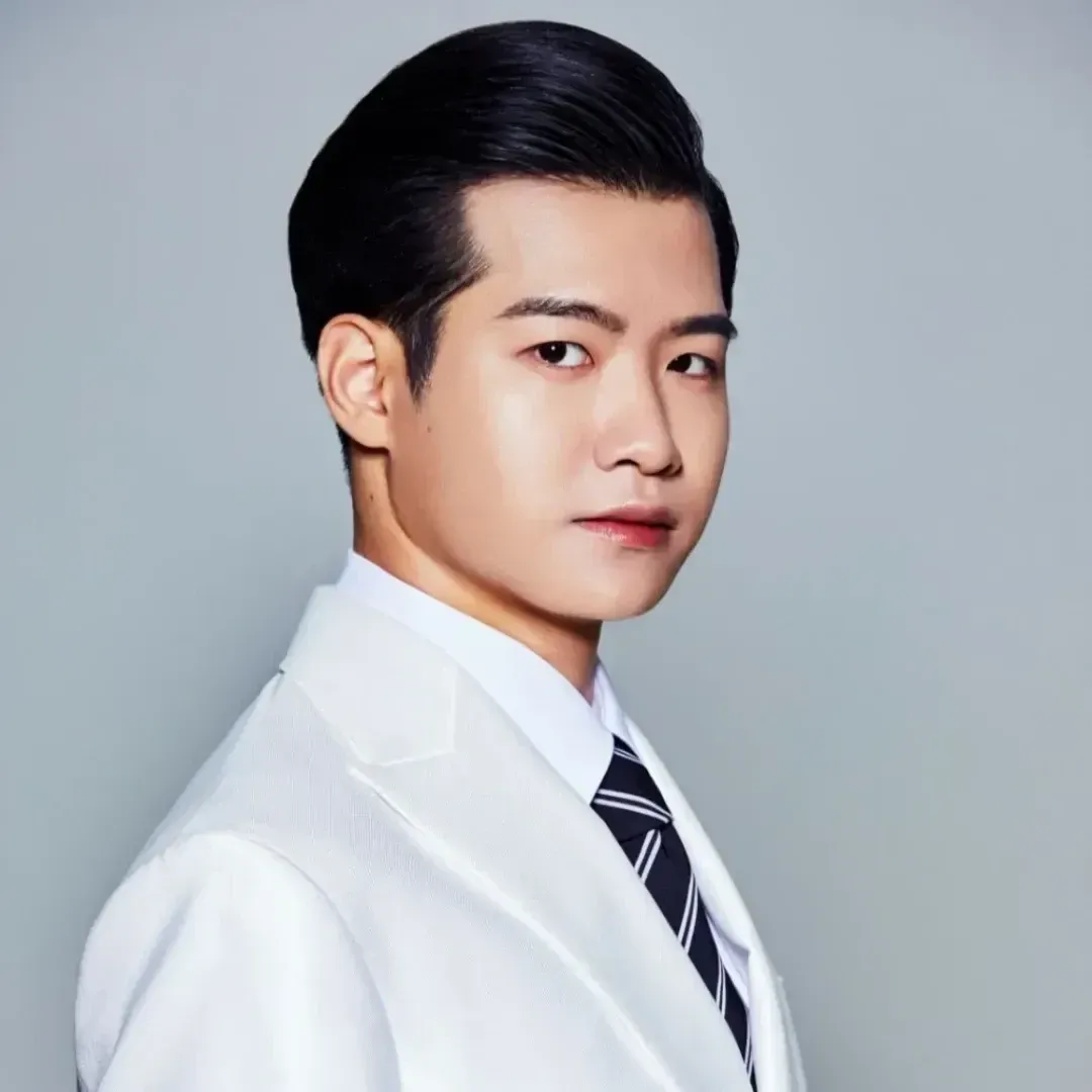 Latest photo of Jo Myungsup