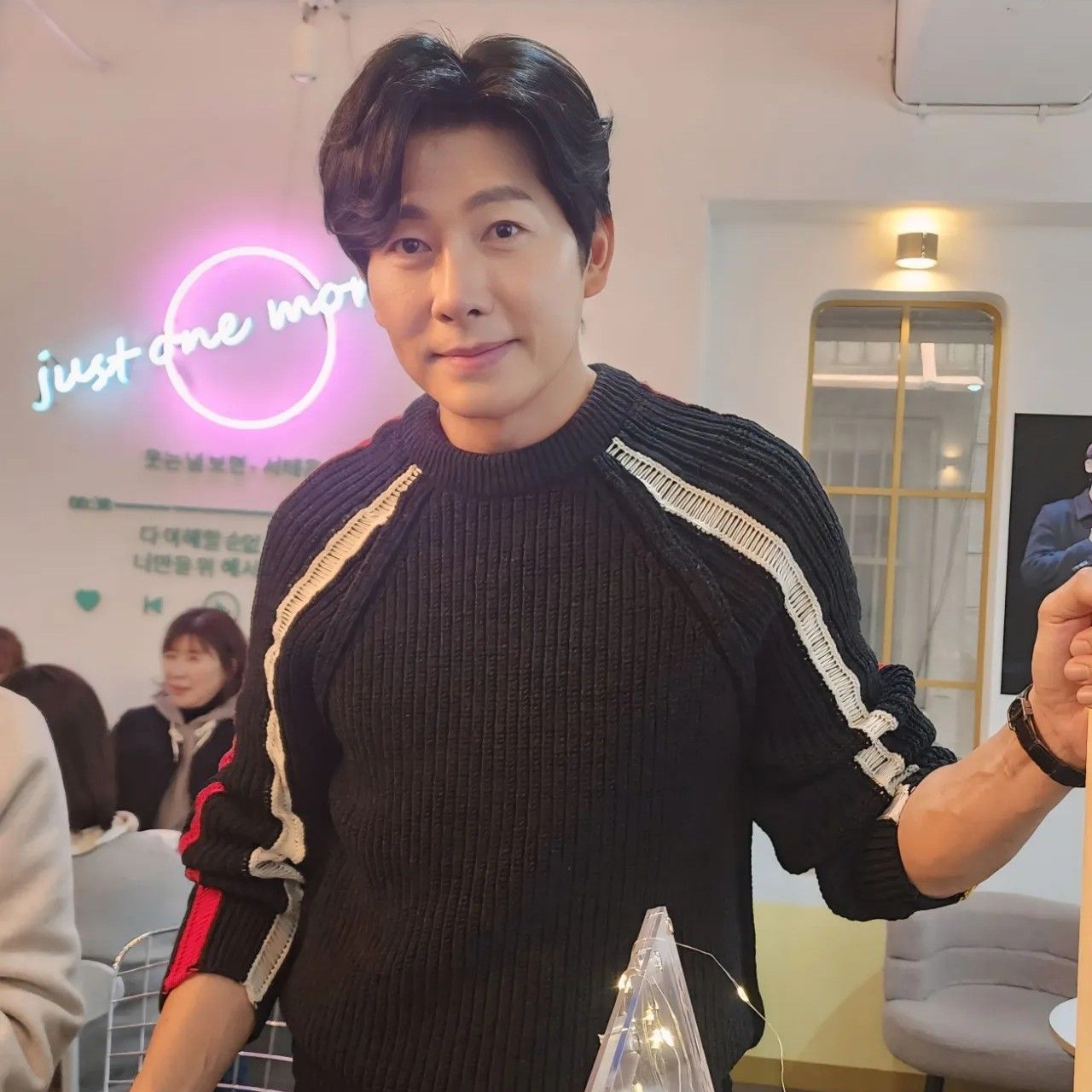 Latest photo of Kim Yongpil