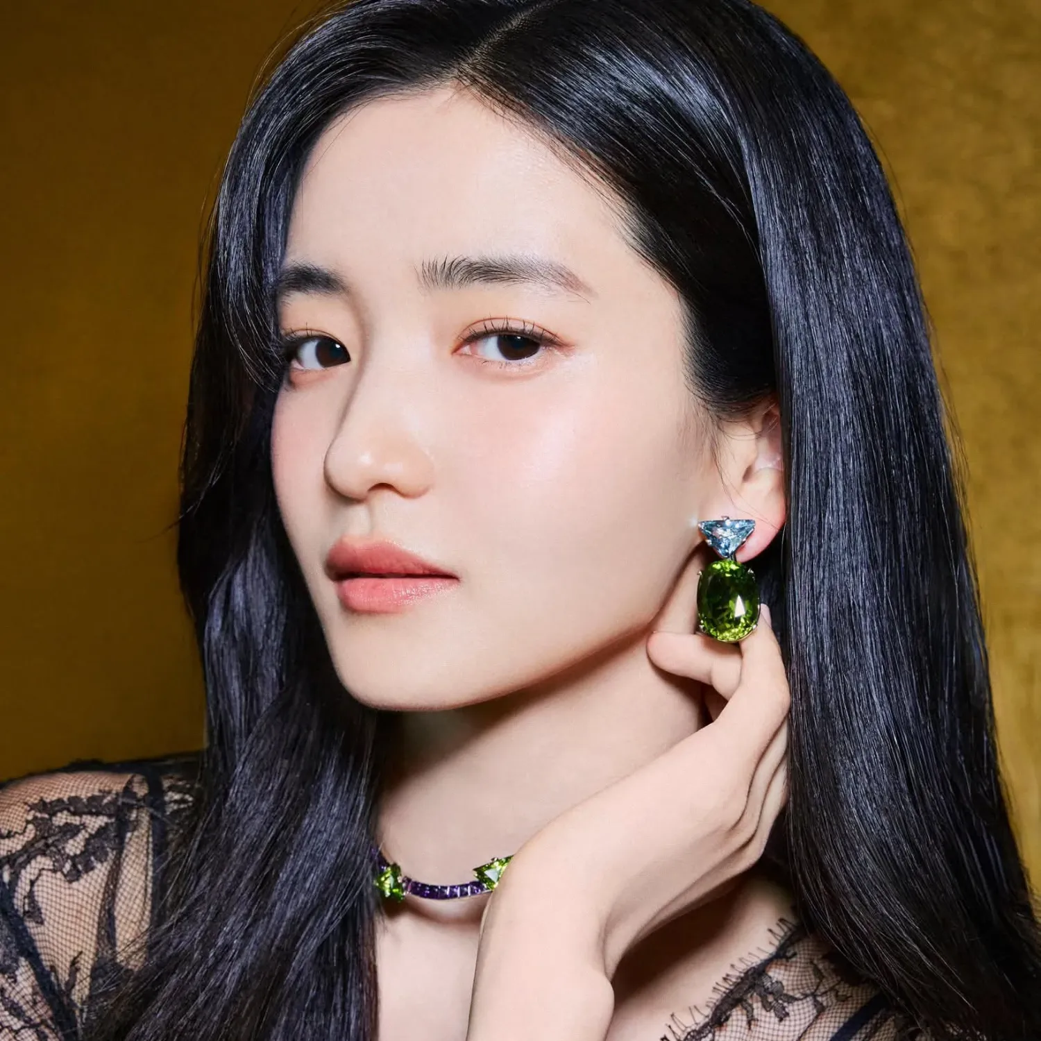 Behind-the-scenes cut of Kim Taeri