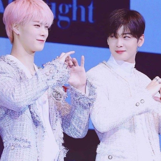 Latest photo of Cha Eunwoo